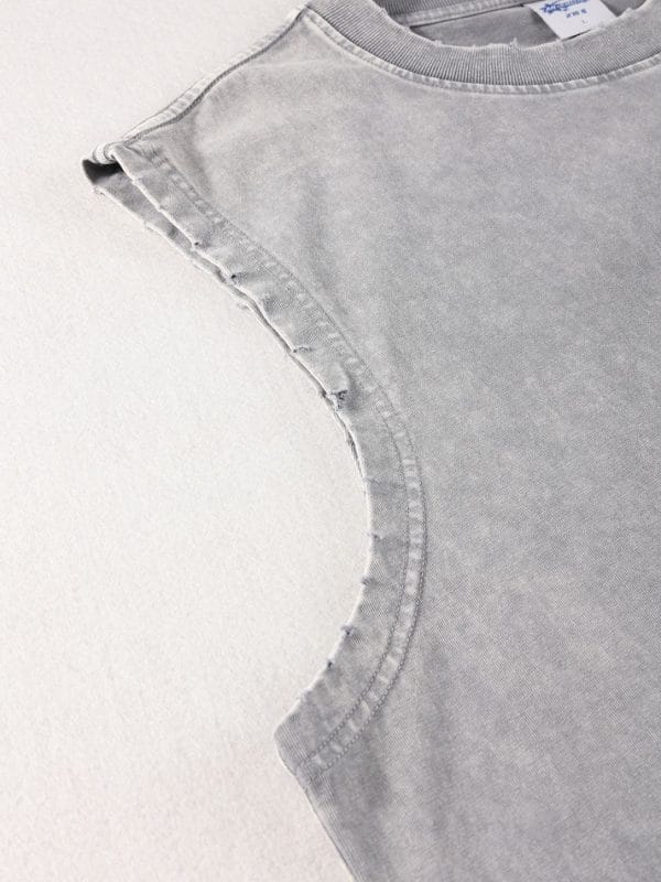 Vest armhole detail 2